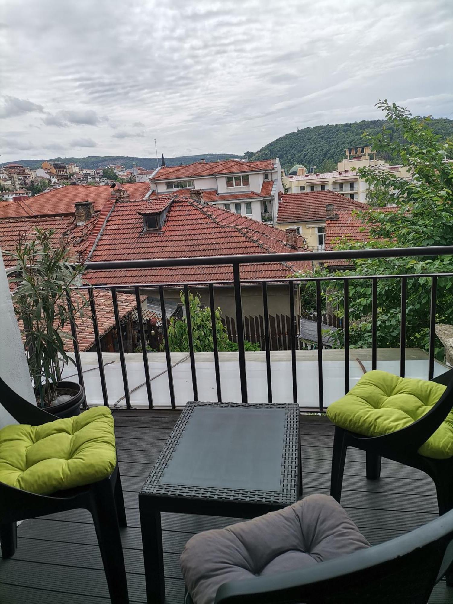 Аврамов Дом - Етаж От Къща Apartment Veliko Tarnovo Luaran gambar