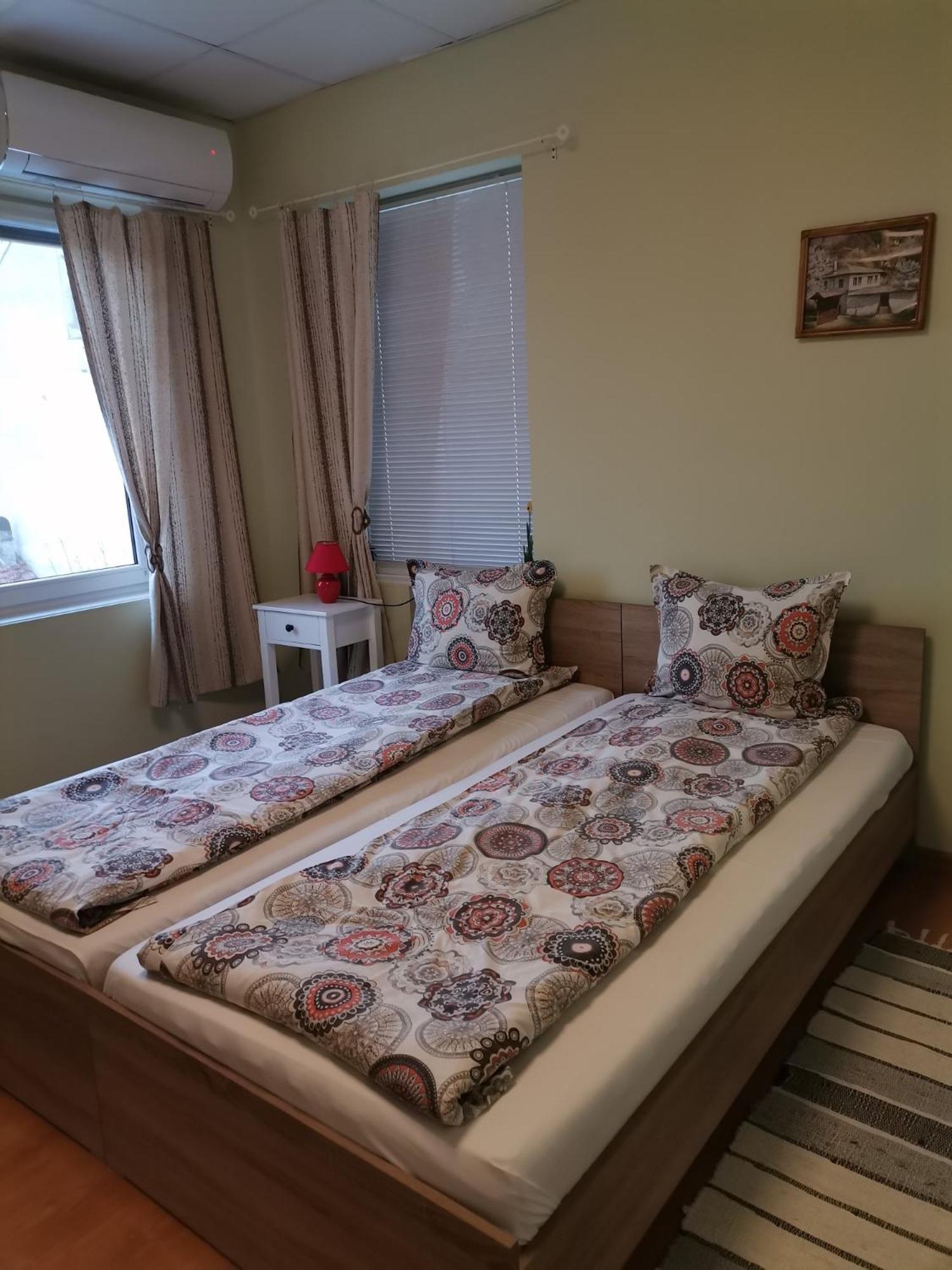 Аврамов Дом - Етаж От Къща Apartment Veliko Tarnovo Luaran gambar